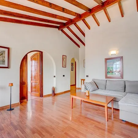 Buenavista Blanco Villa