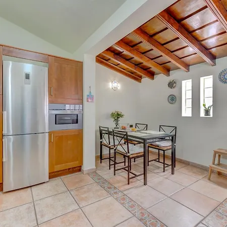 Buenavista Blanco Villa